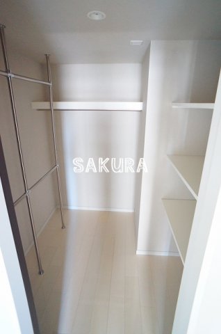収納　大容量のウォークインクローゼット♪
