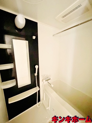 バス・シャワールーム　写真は別のお部屋です。（現況を優先してください）