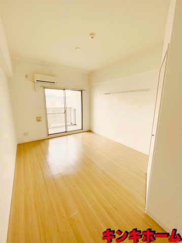 居室・リビング　写真は別のお部屋です。（現況を優先してください）