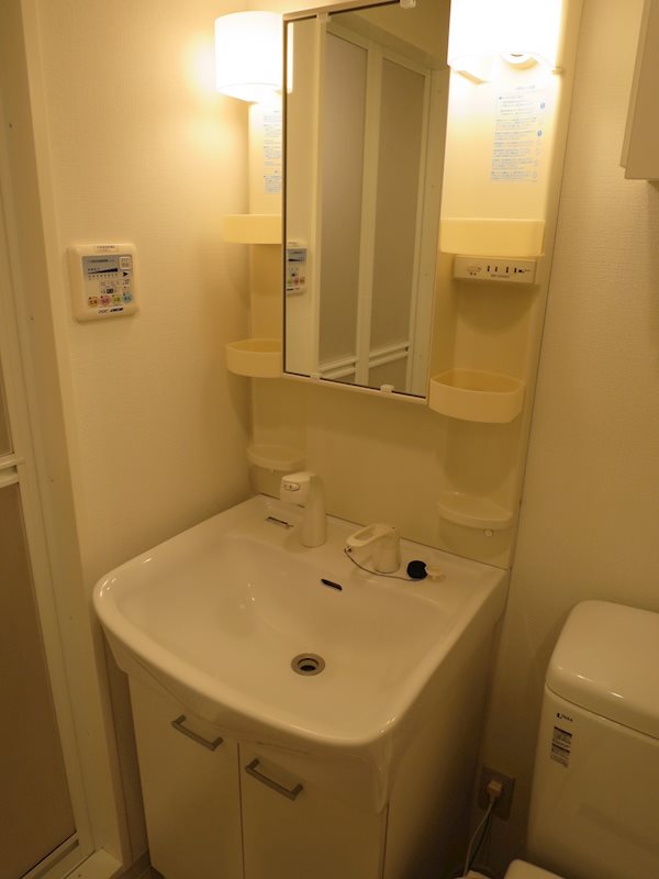 洗面設備　※参考写真