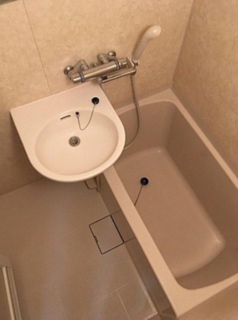 バス・シャワールーム　バス