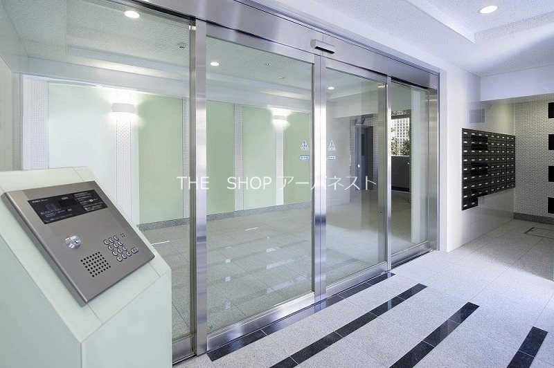 エントランス　オートロック付