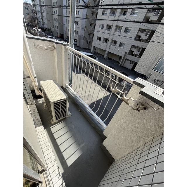 バルコニー　別部屋参照・現状優先