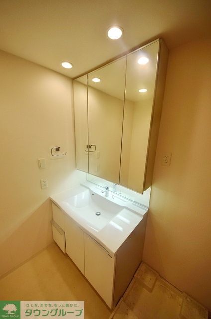 洗面設備　別タイプのお部屋写真です