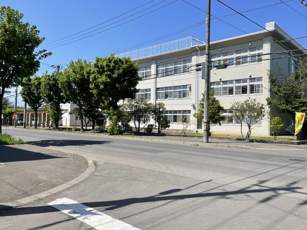 小学校　札幌市立星置東小学校（小学校）まで1158m