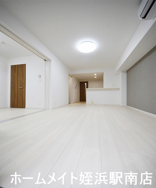 居室・リビング　★築浅でまだまだ綺麗な室内♪★参考写真