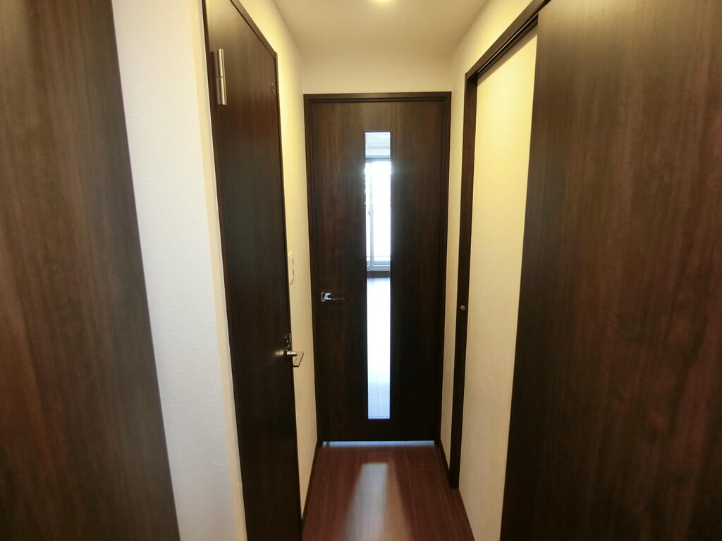 玄関　玄関→室内