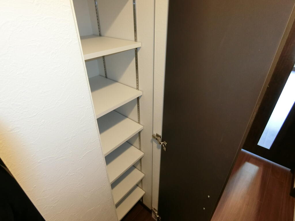 その他設備　シューズボックス