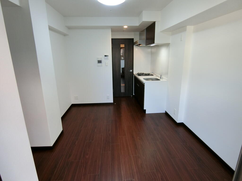 居室・リビング　DK　7.6帖