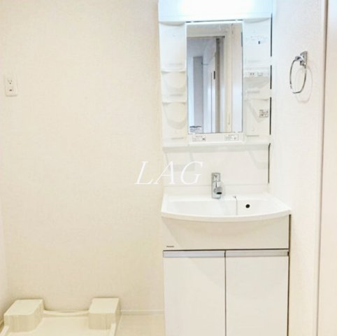 洗面設備　洗面台です。