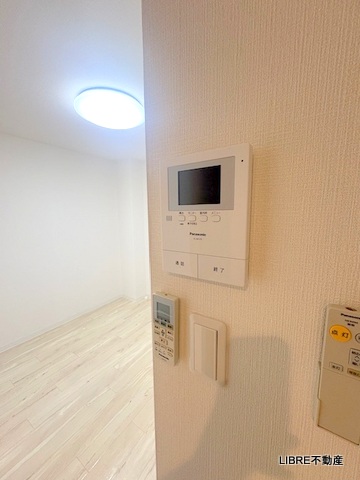 セキュリティ　モニター付きインターホンで安心