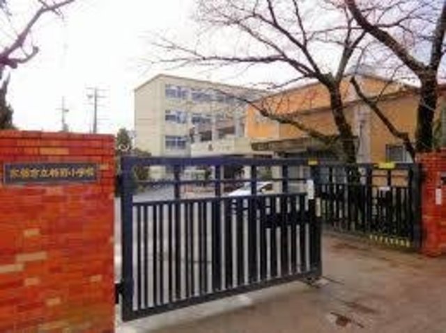 小学校　京都市立柊野小学校（小学校）まで898m