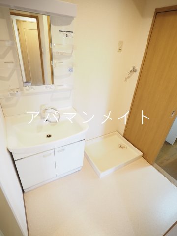 その他設備　室内洗濯機置場です