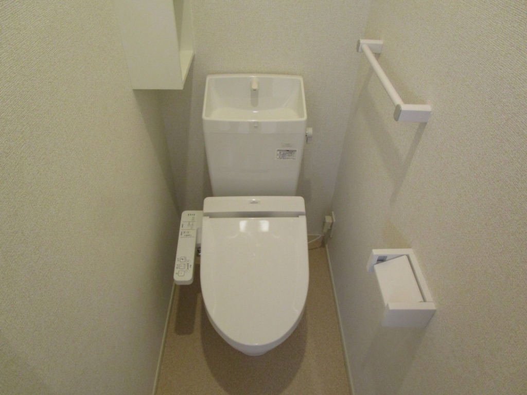 トイレ　トイレ