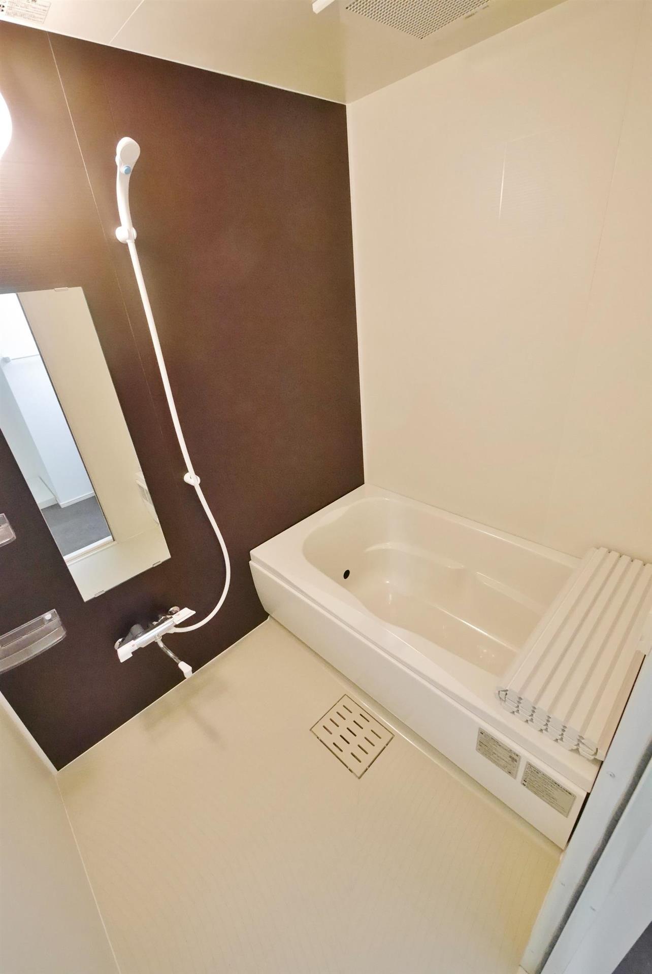 バス・シャワールーム　※10号タイプのモデルルームになります※