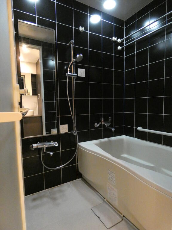 バス・シャワールーム　バス※別部屋参考写真