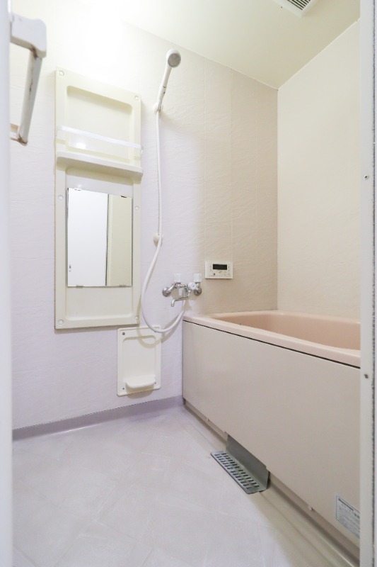 バス・シャワールーム　図面と現状に相違がある場合には現状を優先