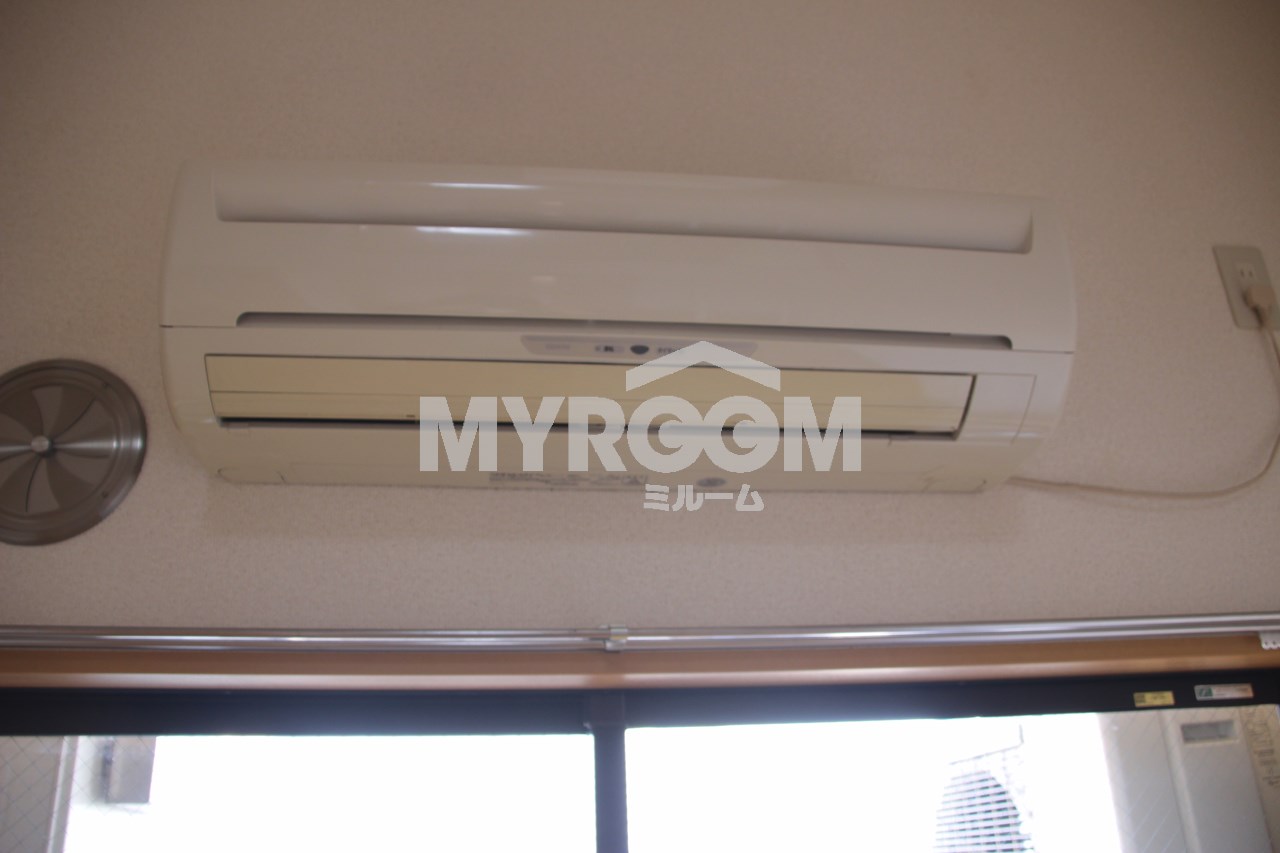 その他設備　エアコン完備☆（同一仕様写真）