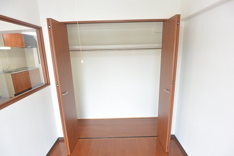 収納　洋室3.3帖収納
