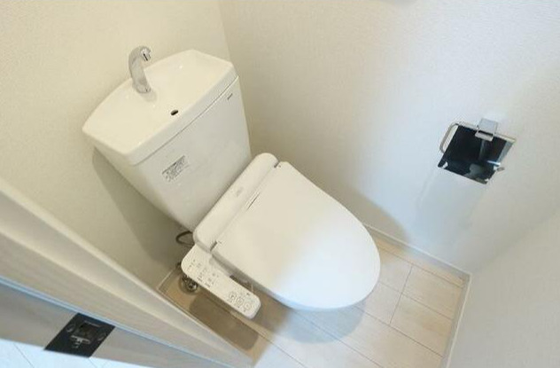 トイレ　同一仕様写真