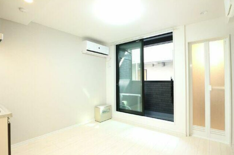 居室・リビング　同一仕様写真