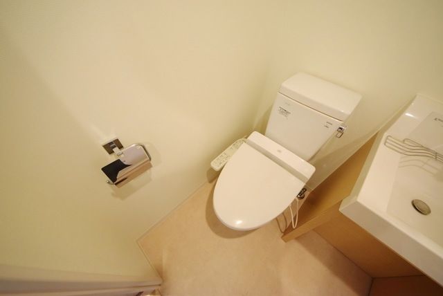 トイレ　コンパクトで使いやすいトイレです