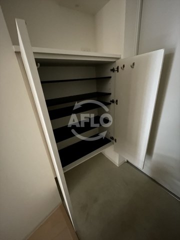 玄関　SERENiTE本町エコート(セレニテ本町エコート)　シュー