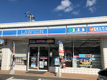 コンビニ　ローソン三原皆実三丁目店（コンビニ）まで710m
