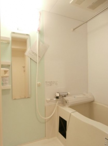 バス・シャワールーム　バス