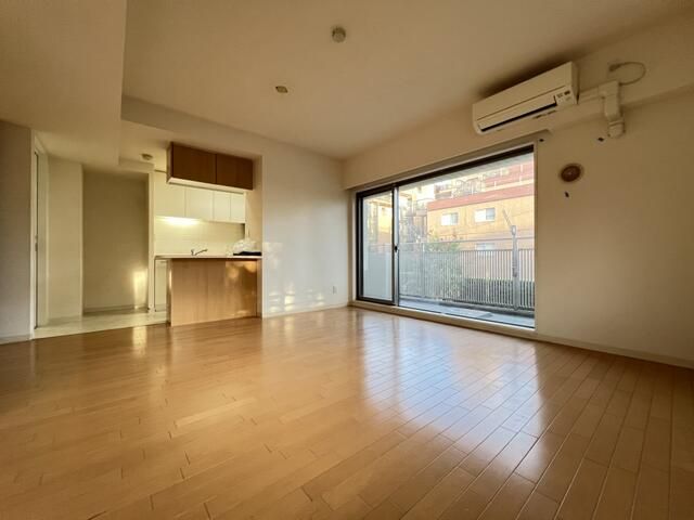 居室・リビング　ゆったりとした居間です