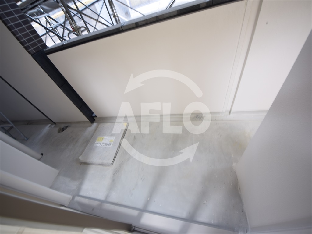 バルコニー　LiveCasa本町（ライブカーサ本町）　バルコニー