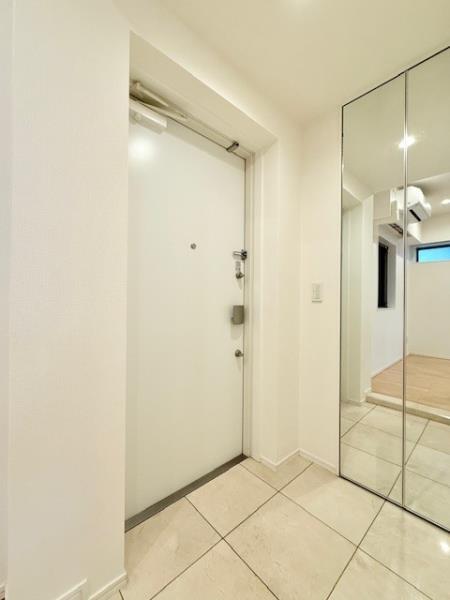 玄関　ゆったりとした玄関です