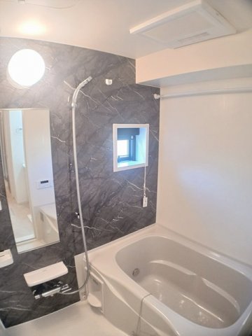 バス・シャワールーム　日々の暮らしに欠かせないお風呂です