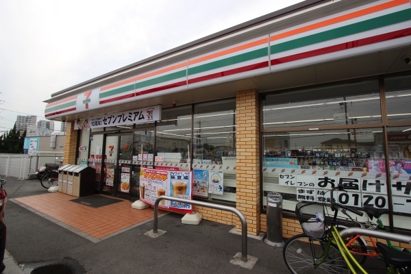 コンビニ　セブンイレブン柏たなか西店（コンビニ）まで550m