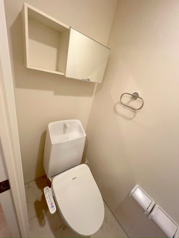 トイレ　清潔感のあるトイレです