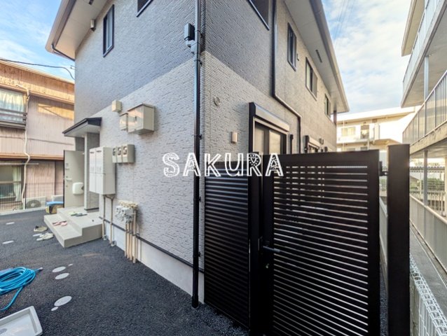 エントランス　管理の行き届いたエントランスです♪