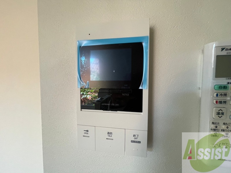 セキュリティ　ＴＶモニター付インターホンです。来客者の顔が見えるので安心！