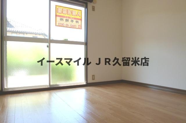 居室・リビング　明るい洋室です