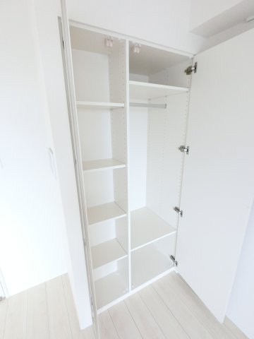 収納　※反転タイプ