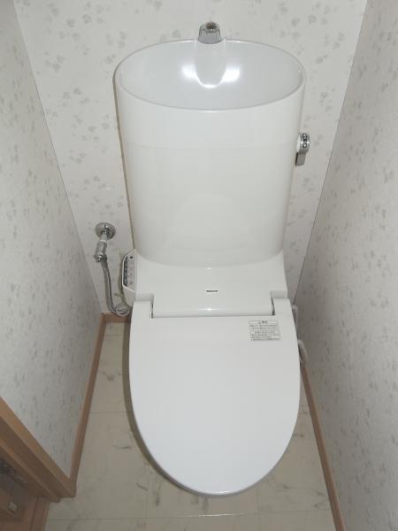 トイレ　トイレ