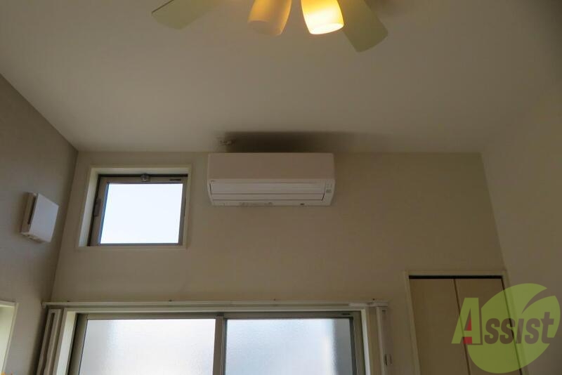 その他設備　エアコンがついていて引越日から安心ですね。