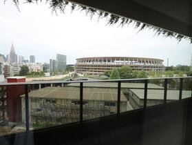 眺望　同マンション別部屋参照。