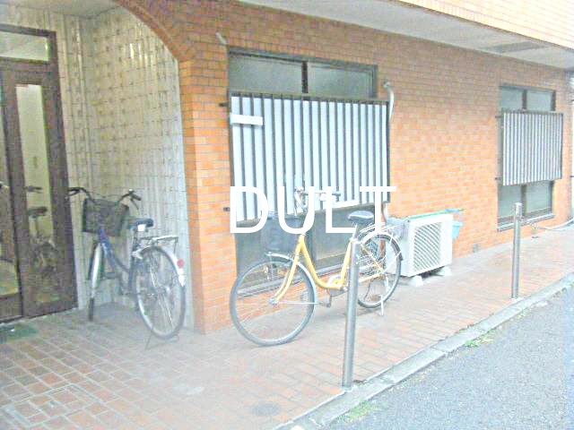 その他共有部分　駐輪スペースです。