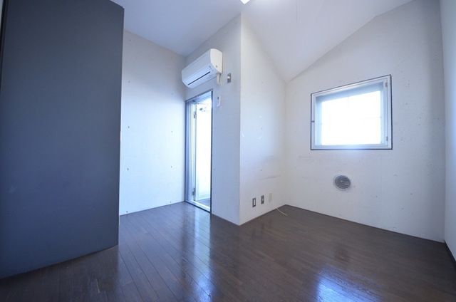 居室・リビング　☆洋室6帖☆