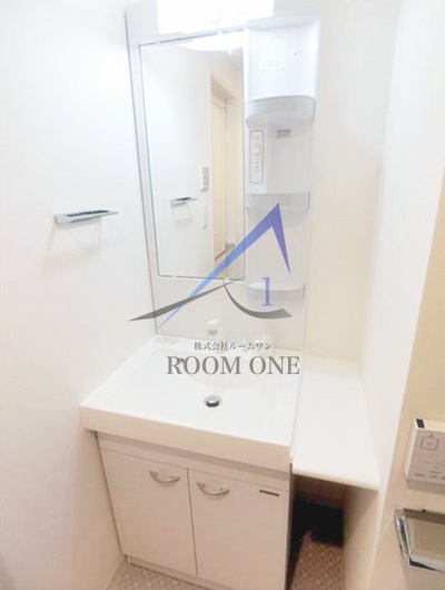 洗面設備　洗面台です。