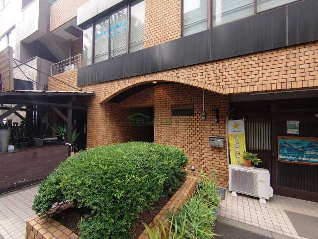 エントランス　ニューライフ新宿参番館