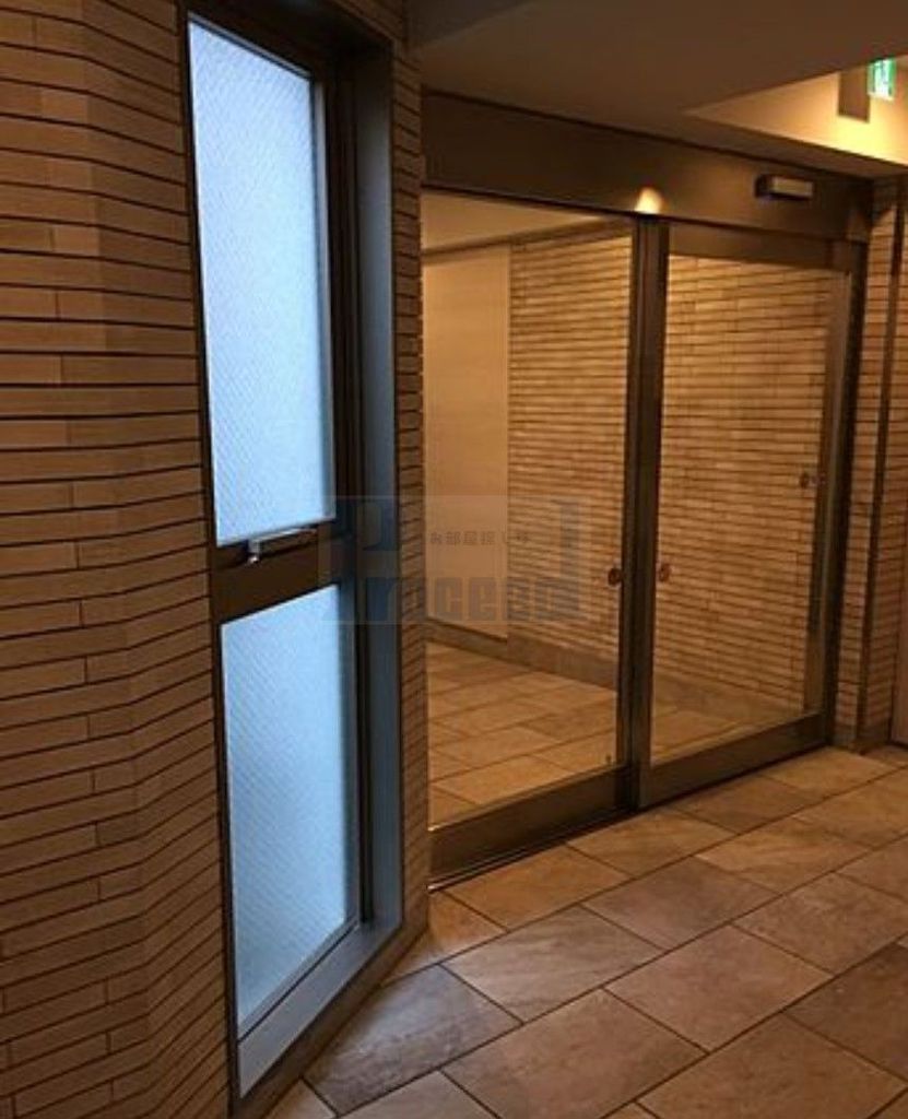 エントランス　きれいなエントランス！