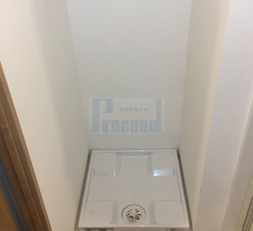 その他設備　室内洗濯機置き場です