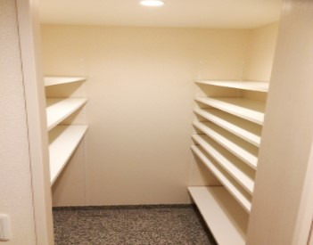 収納　※別部屋の参考写真です。