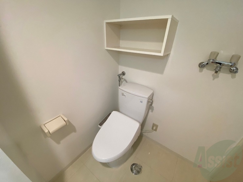 トイレ　トイレです。ウォシュレット付を探している方、おすすめです。